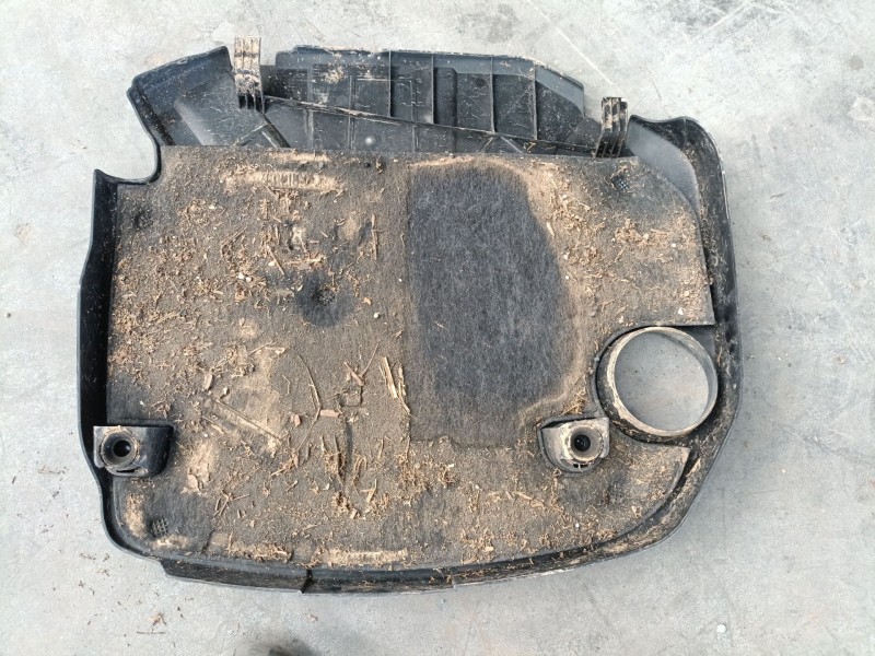 Recambio de tapa motor para bmw 1 (f20) 118 d referencia OEM IAM   