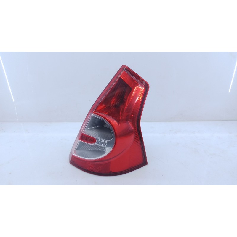 Recambio de piloto trasero derecho para dacia sandero laureate referencia OEM IAM   