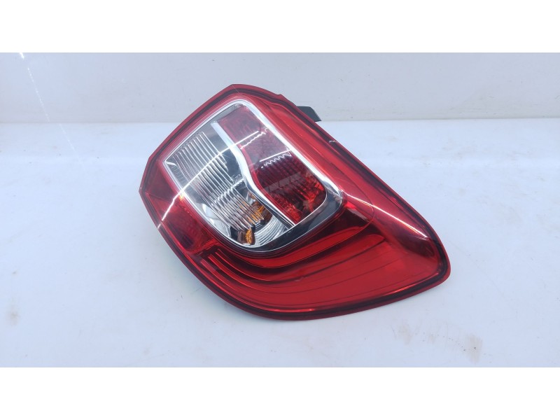 Recambio de piloto trasero derecho para dacia sandero ambiance referencia OEM IAM   