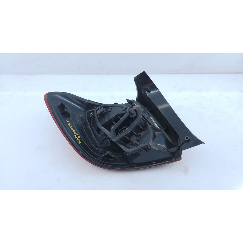 Recambio de piloto trasero derecho para dacia sandero ambiance referencia OEM IAM   