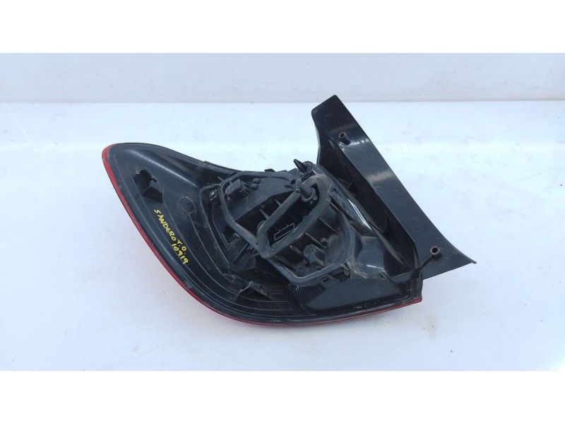 Recambio de piloto trasero derecho para dacia sandero ambiance referencia OEM IAM   