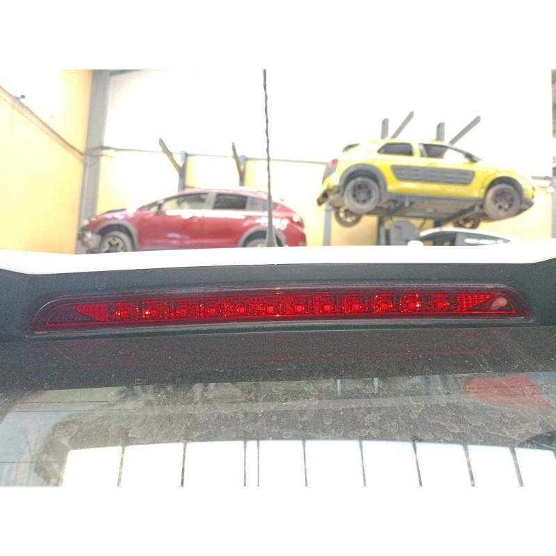 Recambio de luz central de freno para opel grandland / grandland x (a18, p1uo) 1.5 turbo d (75) referencia OEM IAM   