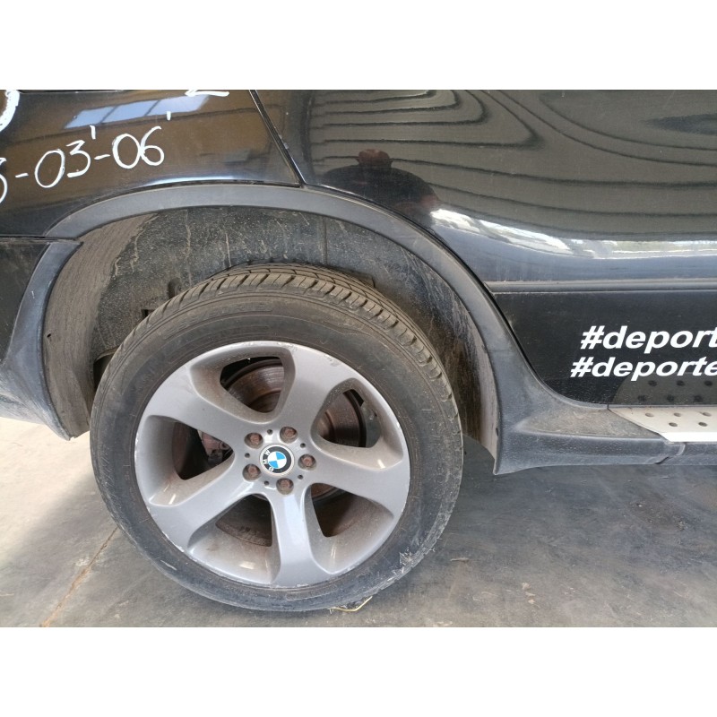 Recambio de aletin trasero derecho para bmw x5 (e53) 3.0 d referencia OEM IAM   