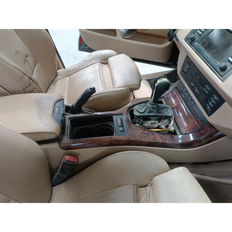 Recambio de consola central para bmw x5 (e53) 3.0 d referencia OEM IAM   