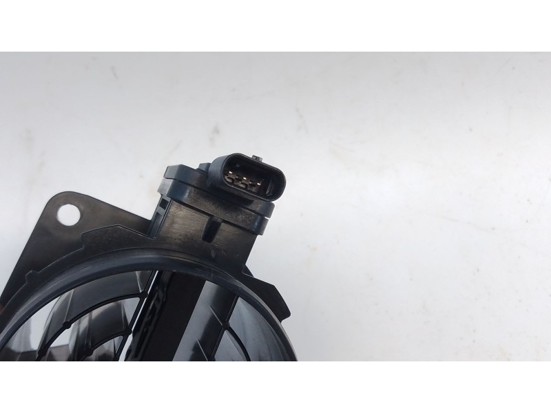 Recambio de caudalimetro para skoda karoq 2.0 tdi nu7 referencia OEM IAM 05L906461G  