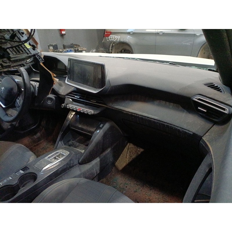 peugeot 2008 ii (ud_, us_, uy_, uj_, ur_, uc_) del año 2023