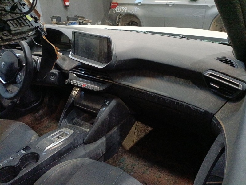 peugeot 2008 ii (ud_, us_, uy_, uj_, ur_, uc_) del año 2023