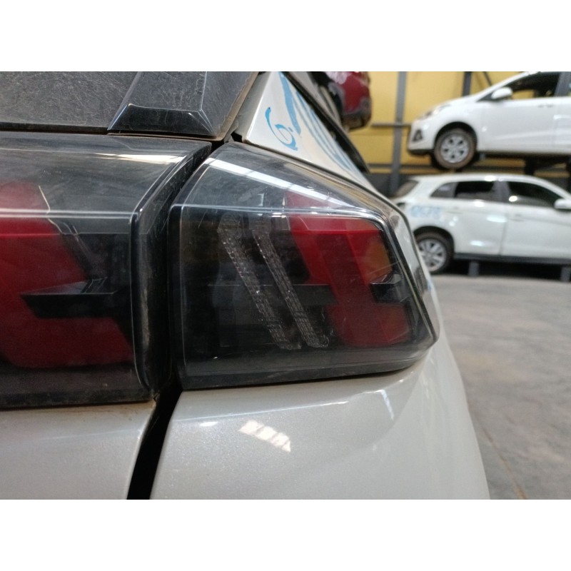 Recambio de piloto trasero derecho para peugeot 2008 ii (ud_, us_, uy_, uj_, ur_, uc_) 1.2 puretech 130 referencia OEM IAM   