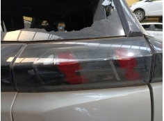 PILOTO TRASERO DERECHO PORTON 