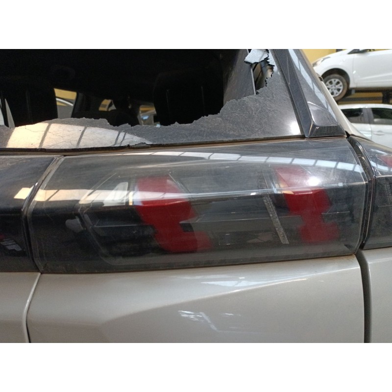 Recambio de piloto trasero derecho porton para peugeot 2008 ii (ud_, us_, uy_, uj_, ur_, uc_) 1.2 puretech 130 referencia OEM IA