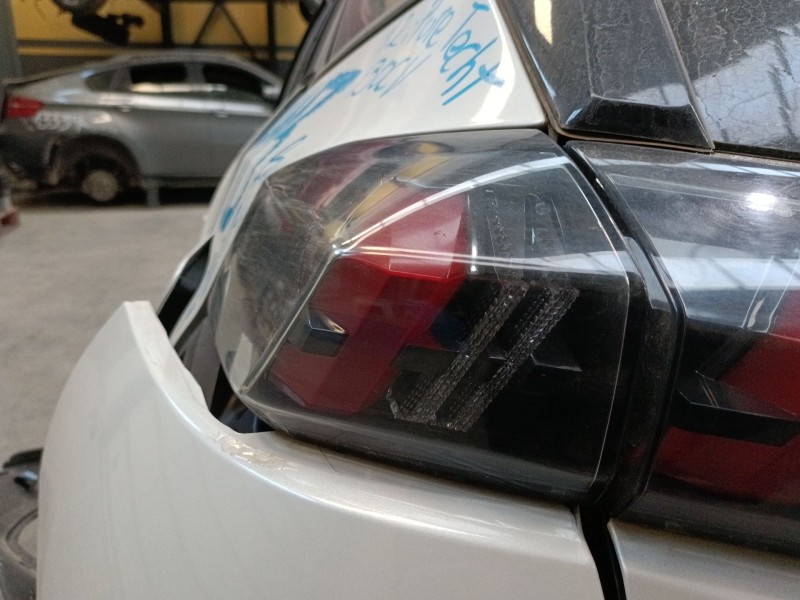 Recambio de piloto trasero izquierdo para peugeot 2008 ii (ud_, us_, uy_, uj_, ur_, uc_) 1.2 puretech 130 referencia OEM IAM   