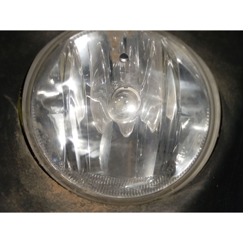 Recambio de faro antiniebla izquierdo para citroën c4 cactus 1.2 vti 82 referencia OEM IAM   