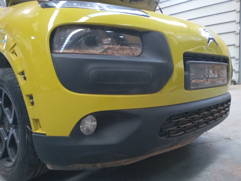 Recambio de paragolpes delantero para citroën c4 cactus 1.2 vti 82 referencia OEM IAM   