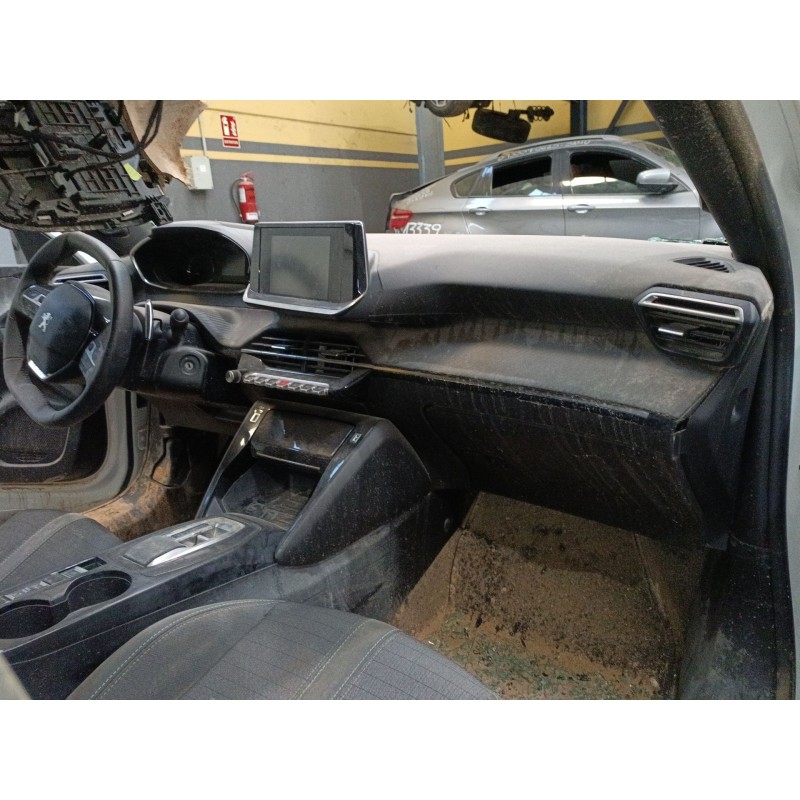 Recambio de salpicadero para peugeot 2008 ii (ud_, us_, uy_, uj_, ur_, uc_) 1.2 puretech 130 referencia OEM IAM   