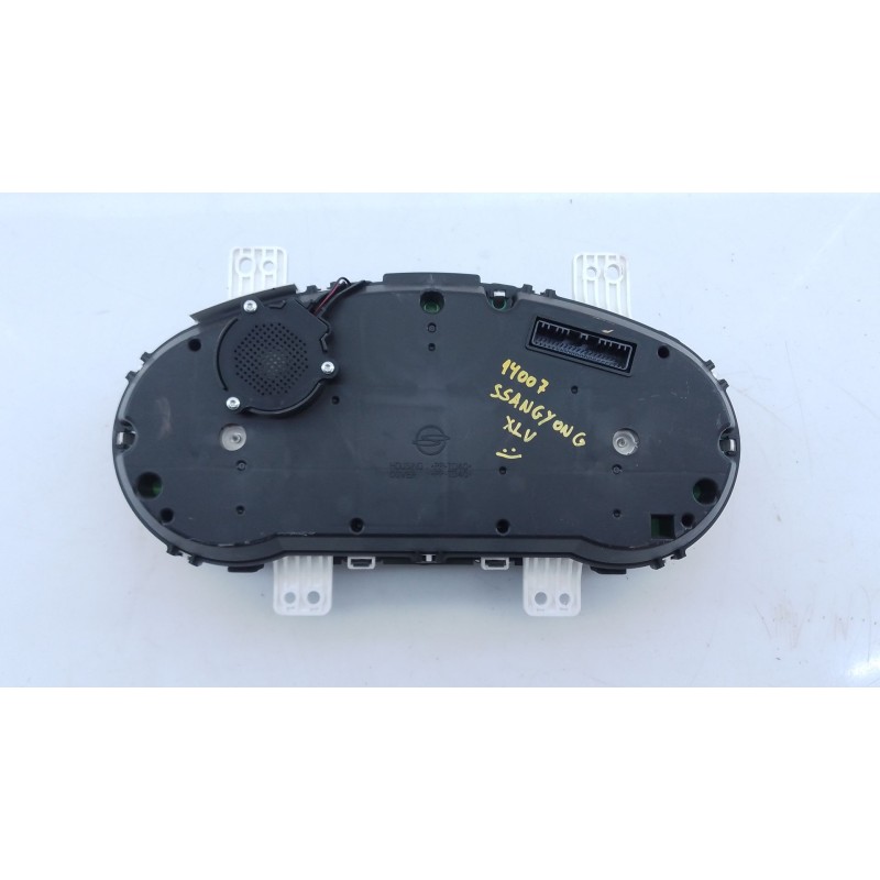 Recambio de cuadro instrumentos para ssangyong xlv suv 1.6 gpl referencia OEM IAM 8025035250  