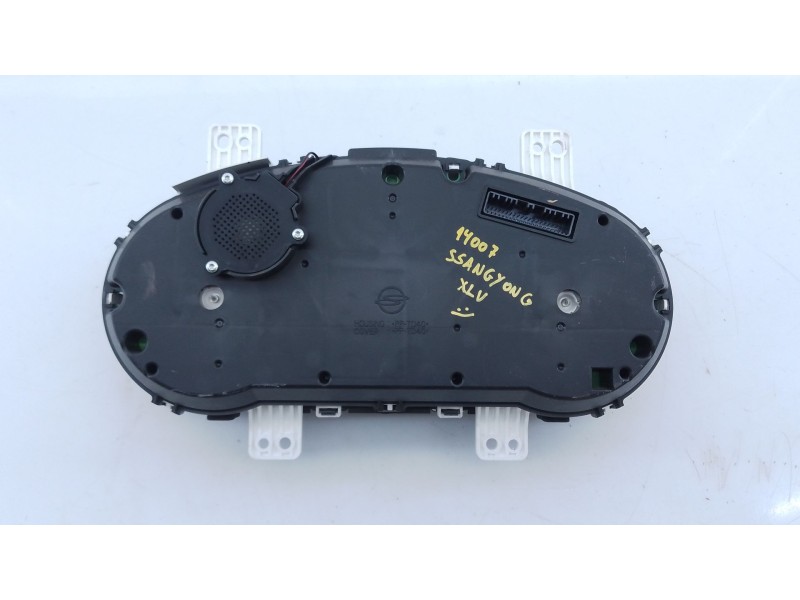Recambio de cuadro instrumentos para ssangyong xlv suv 1.6 gpl referencia OEM IAM 8025035250  