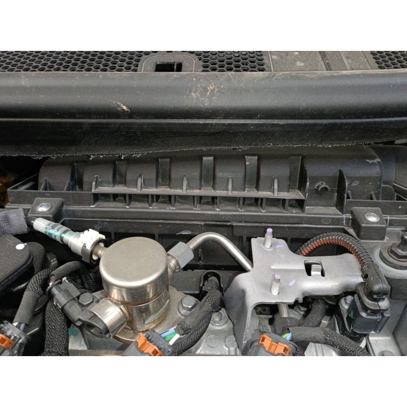 Recambio de filtro aire para peugeot 2008 ii (ud_, us_, uy_, uj_, ur_, uc_) 1.2 puretech 130 referencia OEM IAM   