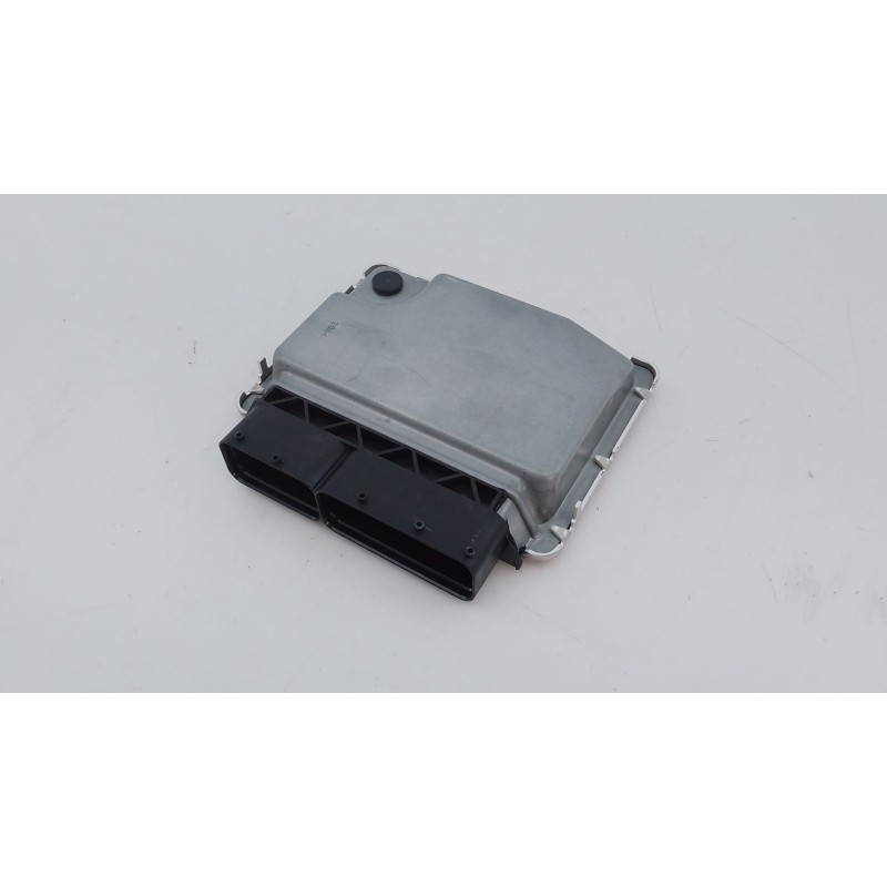 Recambio de centralita motor uce para skoda fabia iv (pj3) 1.0 mpi referencia OEM IAM 05C907445D  