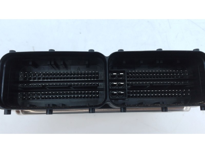 Recambio de centralita motor uce para skoda karoq 2.0 tdi nu7 referencia OEM IAM 05L907309M 0281039639 