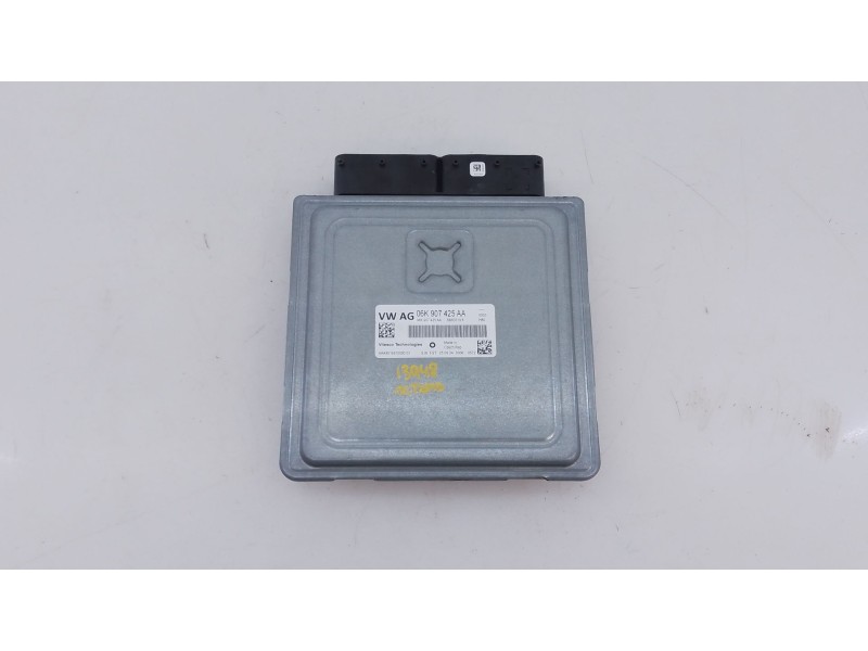 Recambio de centralita motor uce para skoda octavia iv nx3 vrs 2.0 tsi referencia OEM IAM 06K907425AA  