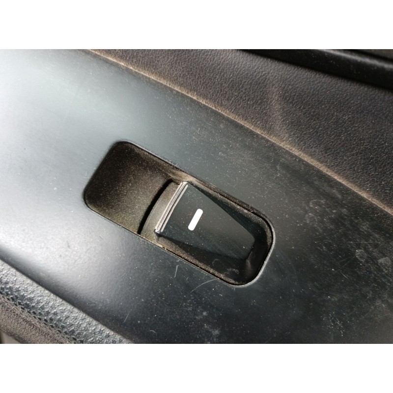 Recambio de mando elevalunas delantero derecho para hyundai ix35 (lm, el, elh) 1.7 crdi referencia OEM IAM   