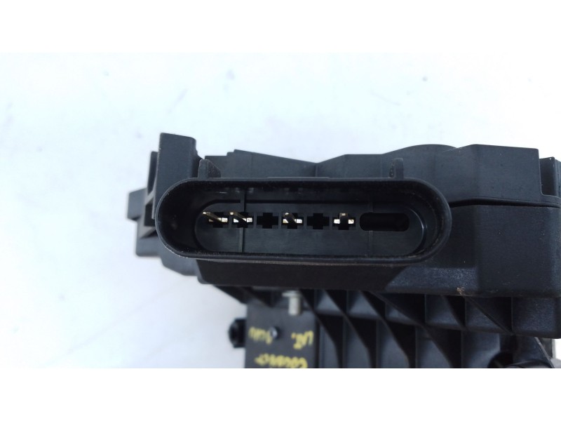 Recambio de cerradura puerta trasera derecha para ford tourneo courier (c4a) trend referencia OEM IAM   