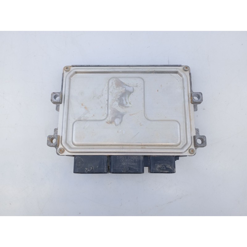 Recambio de centralita motor uce para citroën c4 cactus 1.2 vti 82 referencia OEM IAM 9811545080 9800913080 