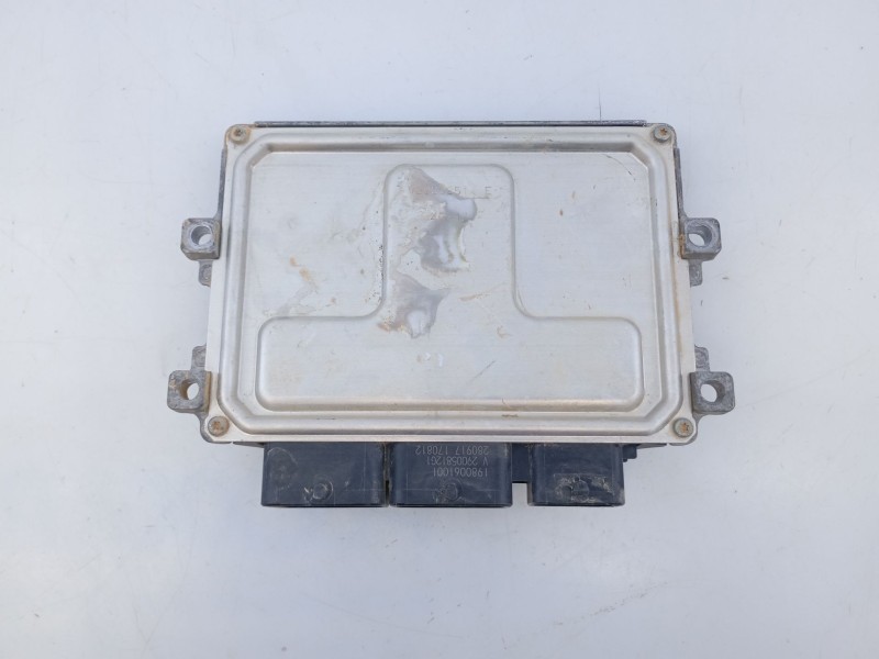 Recambio de centralita motor uce para citroën c4 cactus 1.2 vti 82 referencia OEM IAM 9811545080 9800913080 