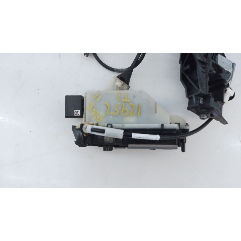 Recambio de cerradura puerta trasera izquierda para peugeot 208 i (ca_, cc_) 1.5 bluehdi 100 referencia OEM IAM   