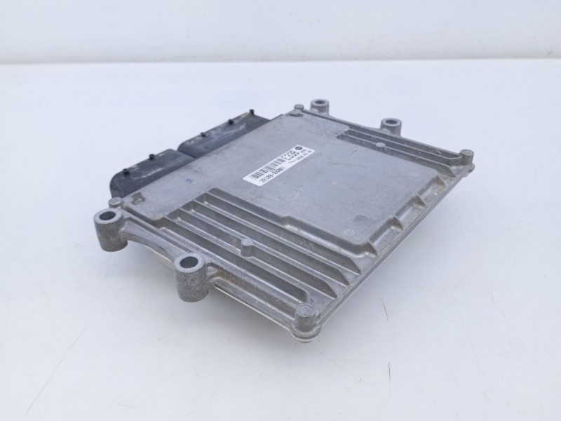 Recambio de centralita motor uce para hyundai kona (os, ose, osi) 1.0 t-gdi referencia OEM IAM 3910804001  