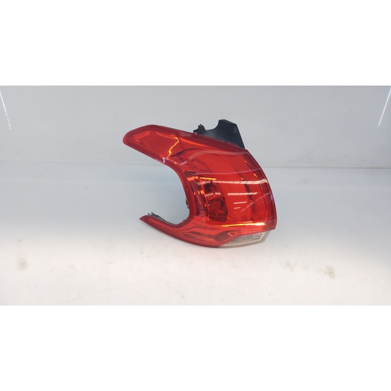 Recambio de piloto trasero izquierdo para peugeot 2008 (--.2013) access referencia OEM IAM   