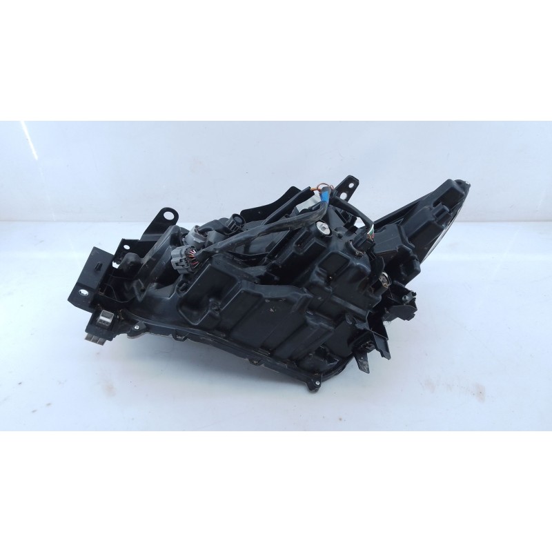 Recambio de faro derecho xenon para mazda cx-5 (kf) 2.0 referencia OEM IAM KSD651030  