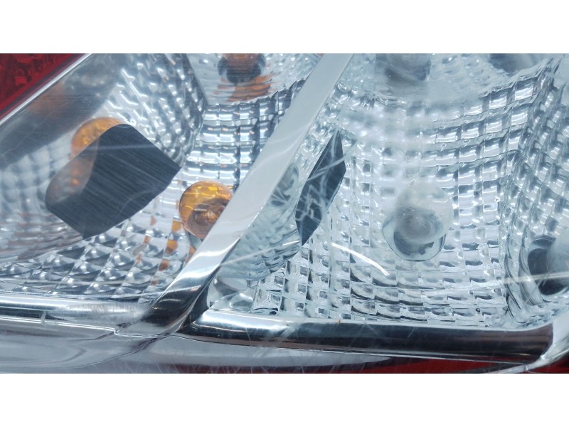 Recambio de piloto trasero izquierdo para iveco daily vi caja/chasis 33s15, 35s15, 35c15 referencia OEM IAM   