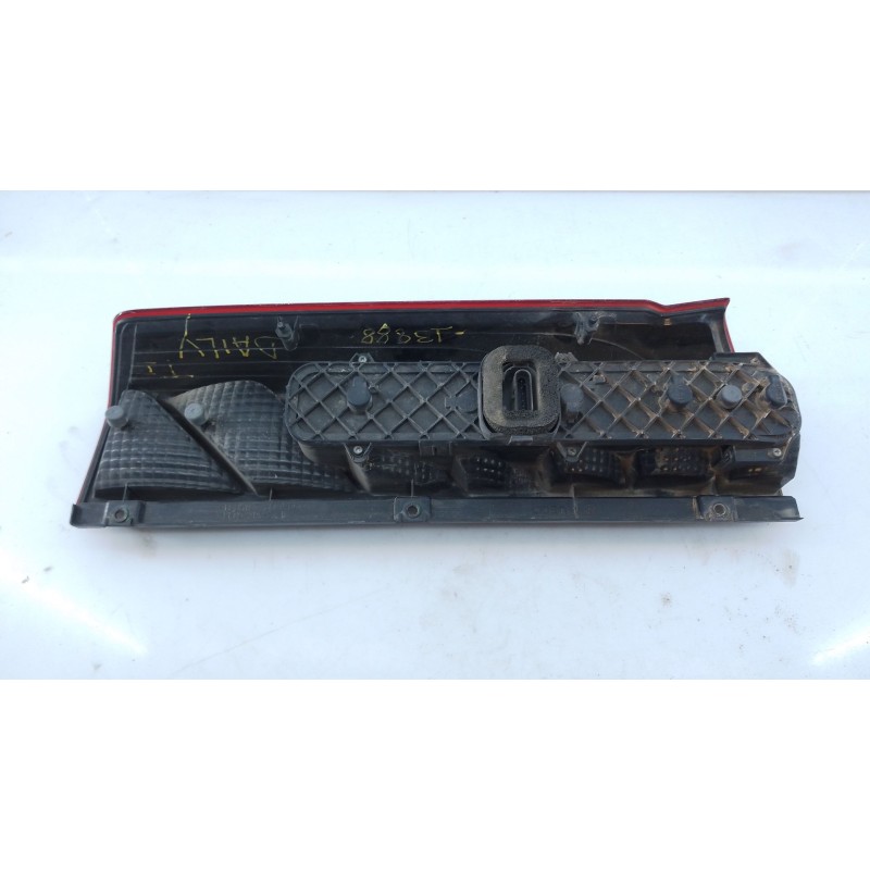 Recambio de piloto trasero izquierdo para iveco daily vi caja/chasis 33s15, 35s15, 35c15 referencia OEM IAM   