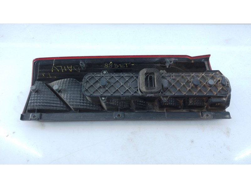 Recambio de piloto trasero izquierdo para iveco daily vi caja/chasis 33s15, 35s15, 35c15 referencia OEM IAM   