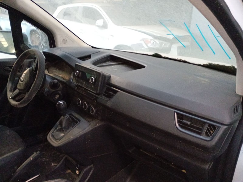 renault kangoo iii furgoneta/monovolumen del año 2023