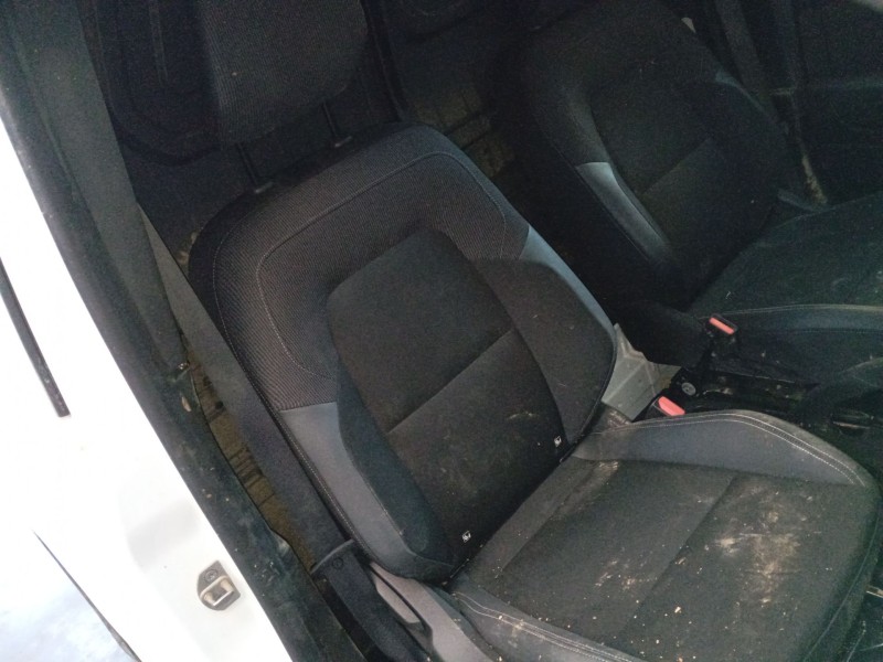 renault kangoo iii furgoneta/monovolumen del año 2023