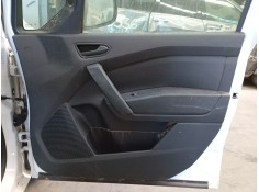 GUARNECIDO PUERTA DELANTERA DERECHA 