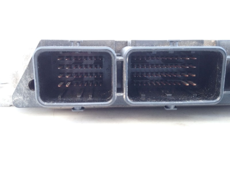 Recambio de centralita motor uce para peugeot 207 1.4 hdi referencia OEM IAM 0281012523  E3-B2-28-3
