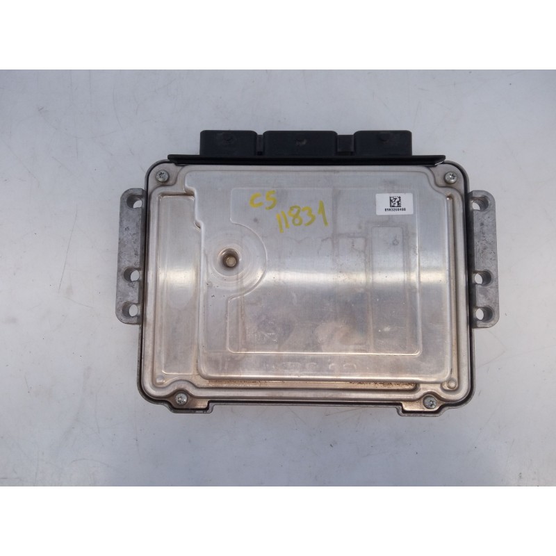 Recambio de centralita motor uce para citroën c5 berlina 1.6 16v hdi fap referencia OEM IAM 0281013872 9664843780 E3-B2-35-2