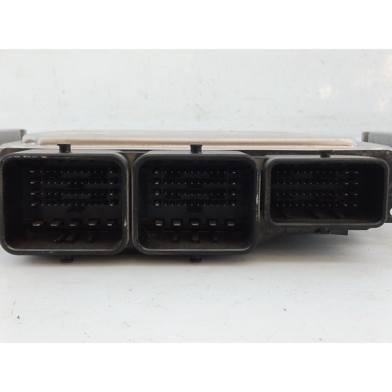 Recambio de centralita motor uce para citroën berlingo multispace (b9) 1.6 hdi 90 referencia OEM IAM 9807885980 0281030546 E3-B2