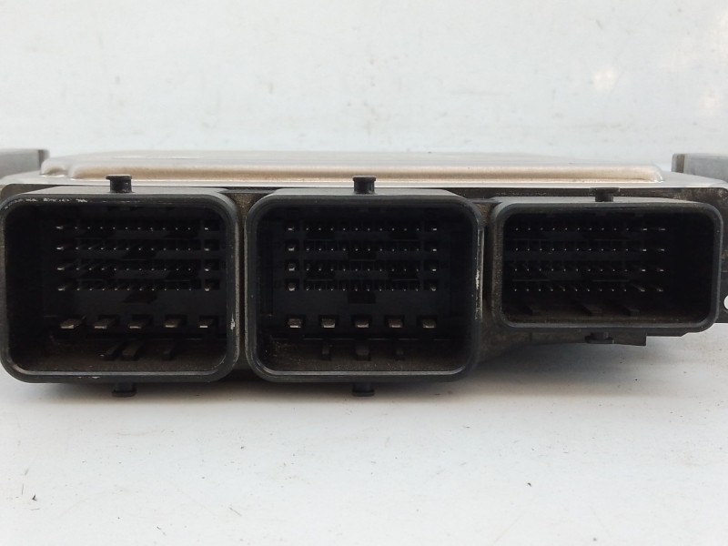 Recambio de centralita motor uce para citroën berlingo multispace (b9) 1.6 hdi 90 referencia OEM IAM 9807885980 0281030546 E3-B2