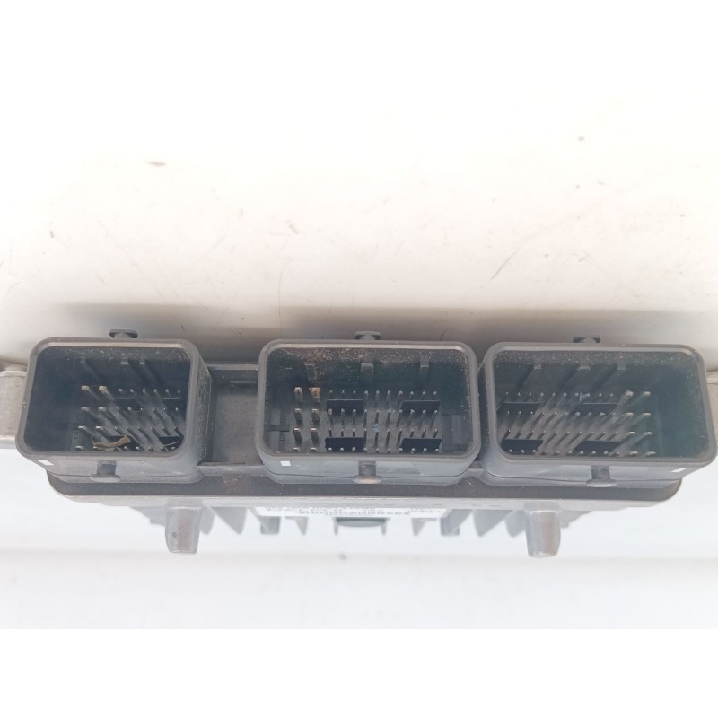 Recambio de centralita motor uce para peugeot 407 (6d_) 2.0 hdi (6drhrh) referencia OEM IAM 9663548180 9666266580 E3-B2-28-3