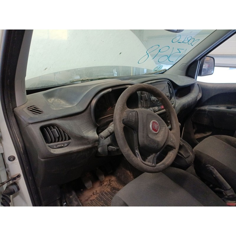 Recambio de salpicadero para fiat doblo autobús (263_) 1.3 d multijet (263axu1a) referencia OEM IAM   