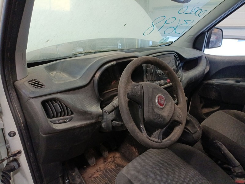 Recambio de salpicadero para fiat doblo autobús (263_) 1.3 d multijet (263axu1a) referencia OEM IAM   