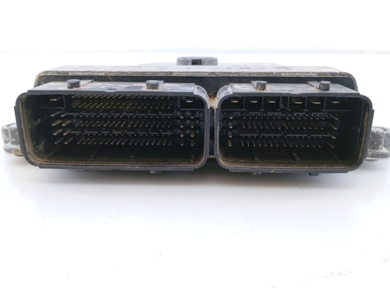 Recambio de centralita motor uce para peugeot 2008 ii (ud_, us_, uy_, uj_, ur_, uc_) 1.2 puretech 100 referencia OEM IAM 9834609