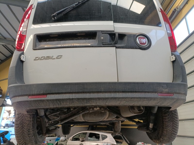 Recambio de paragolpes trasero para fiat doblo autobús (263_) 1.3 d multijet (263axu1a) referencia OEM IAM   