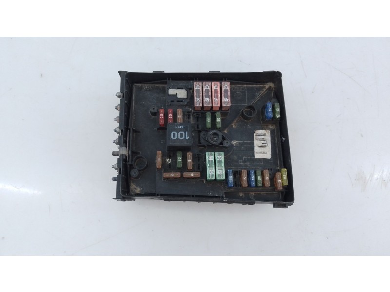 Recambio de caja reles / fusibles para audi a3 (8p) 2.0 tdi ambiente referencia OEM IAM   