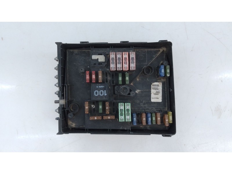 Recambio de caja reles / fusibles para audi a3 (8p) 2.0 tdi ambiente referencia OEM IAM   