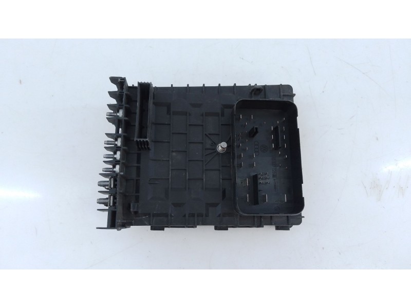 Recambio de caja reles / fusibles para audi a3 (8p) 2.0 tdi ambiente referencia OEM IAM   